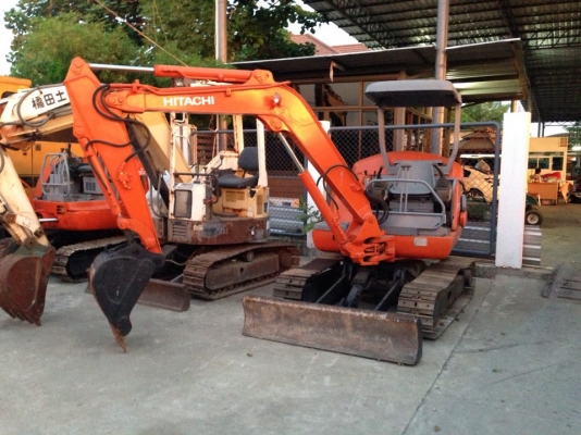 รถขนาด 30-40 คร่าวๆ ถ30-40 Pc 30-7,pc30-8 ,40-7 ,EX30 รถขนาด 30-40 คร่าวๆ ถ30-40 Pc 30-7,pc30-8 ,40-7 ,EX30