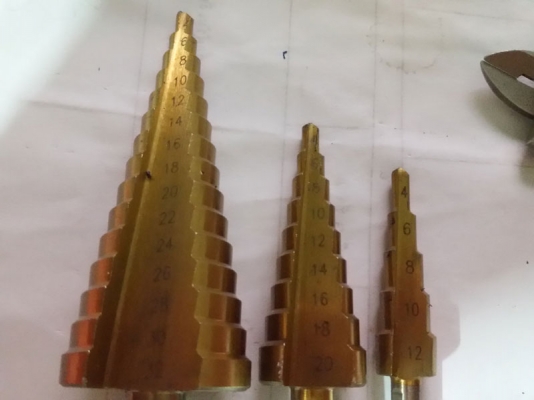 ดอกเจาะคว้านรู Step Drill ชุบไทเทเนียม ยกชุด 3 ดอก 5/9/15 Step เบอร์มิล ใหญ่สุด 32 mm ราคา 800 บาท จ้า รวมส่งลงทะเบียนจ้า ดอกเจาะคว้านรู Step Drill ชุบไทเทเนียม ยกชุด 3 ดอก 5/9/15 Step เบอร์มิล ใหญ่สุด 32 mm ราคา 800 บาท จ้า รวมส่งลงทะเบียนจ้า