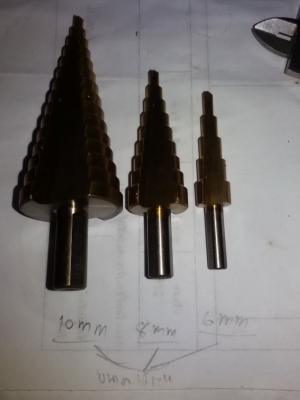 ดอกเจาะคว้านรู Step Drill ชุบไทเทเนียม ยกชุด 3 ดอก 5/9/15 Step  เบอร์มิล ใหญ่สุด 32 mm ราคา 800 บาท จ้า รวมส่งลงทะเบียนจ้า