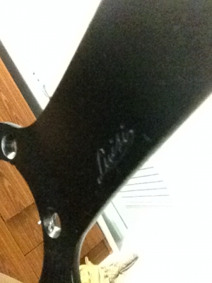 ขายพวงมาลัยไม้ Juisi ขนาด13"5นิ้ว made in italy1988 สภาพดีสวย ราคา1850บาท โทร0924462525โส กทม ขายพวงมาลัยไม้ Juisi ขนาด13"5นิ้ว made in italy1988 สภาพดีสวย ราคา1850บาท โทร0924462525โส กทม