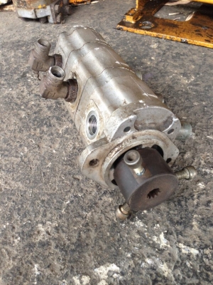 อะไหล่ ปั้มไฮดรอลิค Pc 20-7 รับประกัน อะไหล่ ปั้มไฮดรอลิค Pc 20-7 รับประกัน