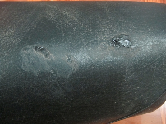 เบาะ SUZUKI RM  ของใหม่เก่าเก็บ