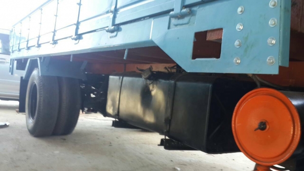 ขาย อีซูซุ NKR-110 ห้างแท้ ปี37เกียร์สั้นสวยๆพร้อมใช้งาน เอกสารทะเบียนพร้อมโอน ราคาเบาๆ สวยๆแต่ยางหลังไม่ดี