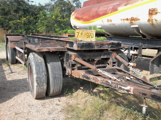 ขายด่วนครับ ลูกพ่วง สามมิตร สวยๆ พร้อมนำไปใช้ต่อได้ เป็นพื้นเรียบ หรือ วางถังน้ำก็ได้ ครับ มี 4 หาง ครับ