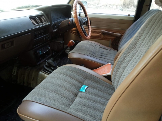 ขายกระบะสุดคลสสิค สภาพ 1 ใน 100 บอดีสวยมากๆ TOYOTA LN 40 เครื่อง 2L 2.45 ดีเซล ขายกระบะสุดคลสสิค สภาพ 1 ใน 100 บอดีสวยมากๆ TOYOTA LN 40 เครื่อง 2L 2.45 ดีเซล