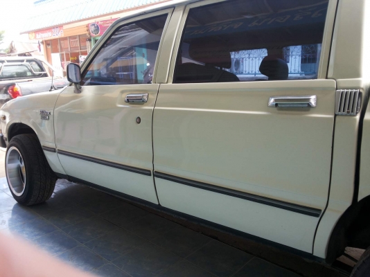 ขายกระบะสุดคลสสิค สภาพ 1 ใน 100 บอดีสวยมากๆ TOYOTA LN 40 เครื่อง 2L 2.45 ดีเซล ขายกระบะสุดคลสสิค สภาพ 1 ใน 100 บอดีสวยมากๆ TOYOTA LN 40 เครื่อง 2L 2.45 ดีเซล