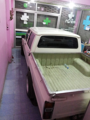 ขายกระบะสุดคลสสิค สภาพ 1 ใน 100 บอดีสวยมากๆ TOYOTA LN 40 เครื่อง 2L 2.45 ดีเซล ขายกระบะสุดคลสสิค สภาพ 1 ใน 100 บอดีสวยมากๆ TOYOTA LN 40 เครื่อง 2L 2.45 ดีเซล