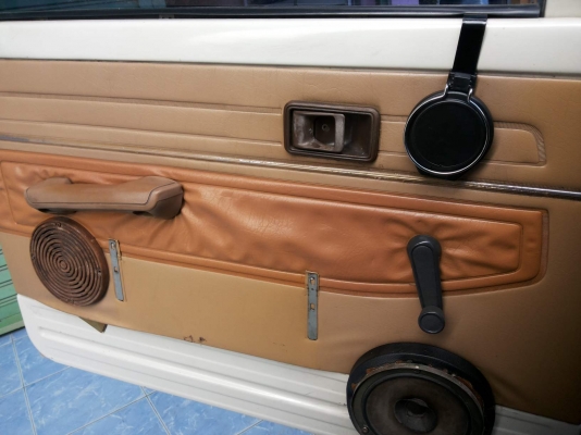 ขายกระบะสุดคลสสิค สภาพ 1 ใน 100 บอดีสวยมากๆ TOYOTA LN 40 เครื่อง 2L 2.45 ดีเซล ขายกระบะสุดคลสสิค สภาพ 1 ใน 100 บอดีสวยมากๆ TOYOTA LN 40 เครื่อง 2L 2.45 ดีเซล