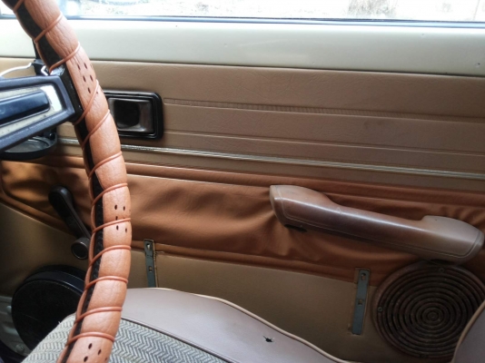 ขายกระบะสุดคลสสิค สภาพ 1 ใน 100 บอดีสวยมากๆ TOYOTA LN 40 เครื่อง 2L 2.45 ดีเซล ขายกระบะสุดคลสสิค สภาพ 1 ใน 100 บอดีสวยมากๆ TOYOTA LN 40 เครื่อง 2L 2.45 ดีเซล