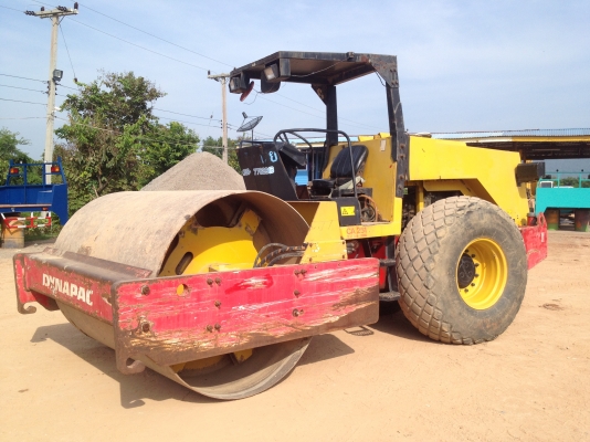 ขายรถบดสั่นสะเทือน ( 2  เพลา )  เล่มทะเบียน