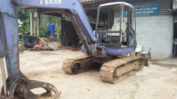 ขายรถแบคโฮ pc45-1 ด่วนครับ ราคาถูก มีบุ้งกี้ (หัวคีบอันนี้ไม่ใช่งานโรงกลึงกม17คับ)