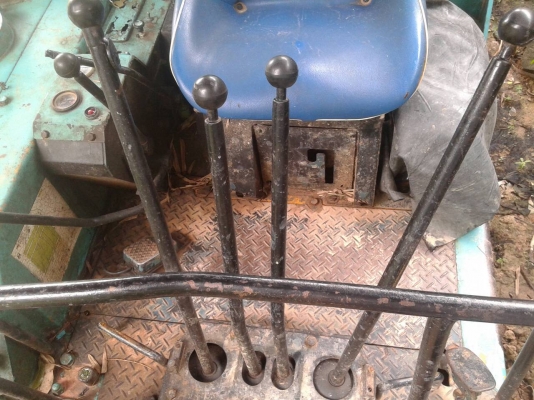 ขายรถแบคโฮ komasu pc30-3 ด่วนครับ ราคาถูก ขายรถแบคโฮ komasu pc30-3 ด่วนครับ ราคาถูก