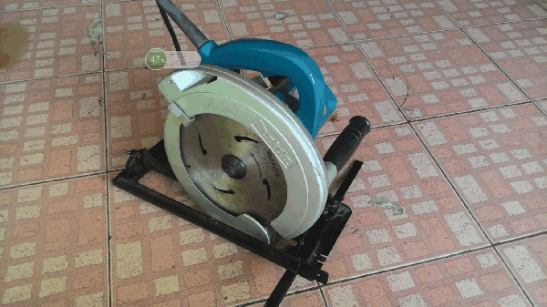 ขายเลื่อยวงเดือน 9นิ้ว Makita N5900B 2000W แท้100\%.