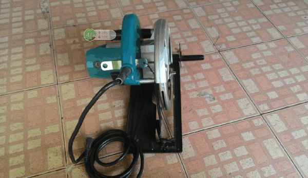 ขายเลื่อยวงเดือน 9นิ้ว Makita N5900B 2000W แท้100\%.