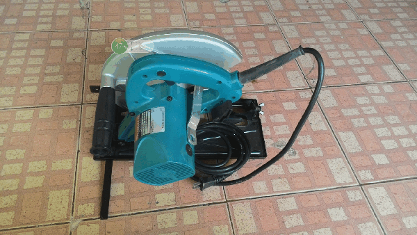 ขายเลื่อยวงเดือน 9นิ้ว Makita N5900B 2000W แท้100\%.