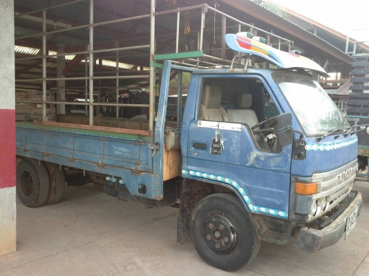 TOYOTA DYNA BU87 เครื่อง115แรงม้า สภาพสวยพร้อมใช้ ภาษี58 กะบะยาว 5 เมตร ราคาพิเศษ 178000 ครับ