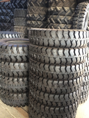 ยางตันใหม่/หล่อใหม่ /และเปอร์เซ็น ขายถูกๆ เส้นละ1,ooo ยางตันใหม่/หล่อใหม่ /และเปอร์เซ็น ขายถูกๆ เส้นละ1,ooo