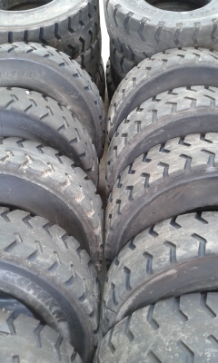 ยางตันใหม่/หล่อใหม่ /และเปอร์เซ็น ขายถูกๆ เส้นละ1,ooo ยางตันใหม่/หล่อใหม่ /และเปอร์เซ็น ขายถูกๆ เส้นละ1,ooo