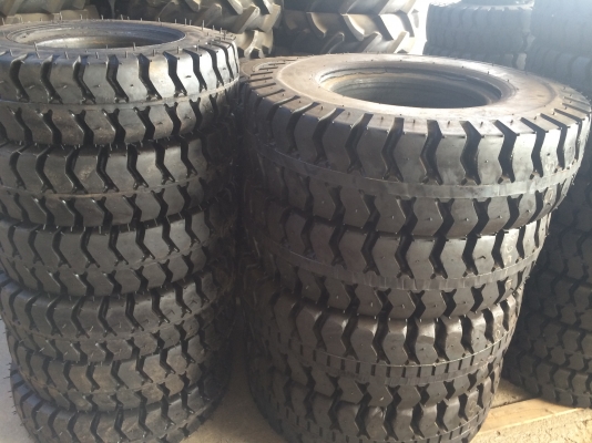 ยางตันใหม่/หล่อใหม่ /และเปอร์เซ็น ขายถูกๆ เส้นละ1,ooo ยางตันใหม่/หล่อใหม่ /และเปอร์เซ็น ขายถูกๆ เส้นละ1,ooo