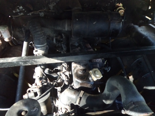 ขายถูกๆ235000บาทรถ10ล้อหัวยาวเครื่อง175