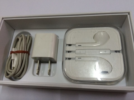 ขาย I5S 16GB สีทอง ประกันเหลือๆ ครบยกกล่อง ขาย I5S 16GB สีทอง ประกันเหลือๆ ครบยกกล่อง