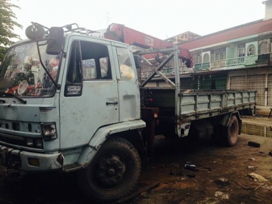 ISUZU FTR32LR  เครื่อง 240 ติดเครนยูนิครุ่นใหม่