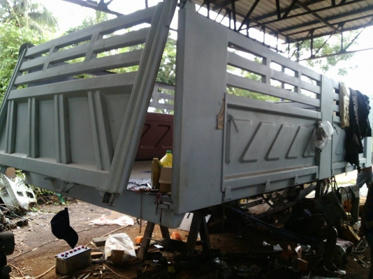 กระบะดั้มสามมิตร 6 ม.ครบชุด คัสซีกว้าง84-85ซม. ทำใหม่หมด บูชสลักใหม่.. สวย...