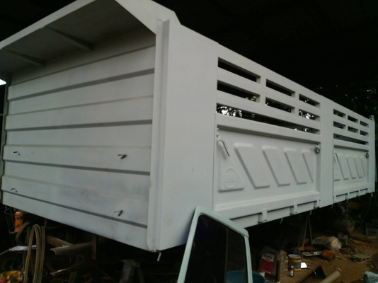 กระบะดั้มสามมิตร 6 ม.ครบชุด คัสซีกว้าง84-85ซม. ทำใหม่หมด บูชสลักใหม่.. สวย...