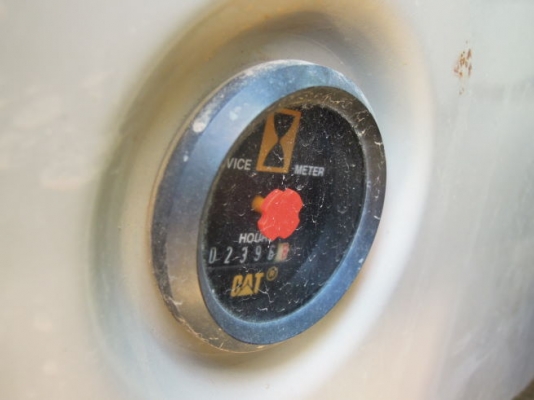 313CCR HGF01223 2,396HRS ARM CRANE 2005Y