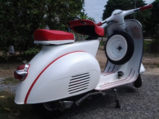 ขาย vespa 64 อินเดีย no book เอกสารอินวอย เครื่อง px คอยแท้ รถสวยมากครับพร้อมขับออกทริปหน้าหนาวครับ สนใจติดต่อได้ครับ ราคา 45555 บาท ต่อรองได้ครับ  0826336557 รับเทรินทุกรุ่นครับ