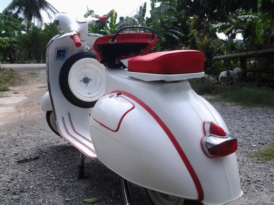 ขาย vespa 64 อินเดีย no book เอกสารอินวอย เครื่อง px คอยแท้ รถสวยมากครับพร้อมขับออกทริปหน้าหนาวครับ สนใจติดต่อได้ครับ ราคา 45555 บาท ต่อรองได้ครับ  0826336557 รับเทรินทุกรุ่นครับ