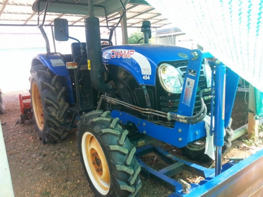 ขายรถไถCHAMP สภาพสวยใช้งาน80ชม. เที่ยบเท่ากับของใหม่ อุปกรณ์ดันหน้า กับโรตารี่ สภาพพร้อมใช้งาน สนใจโทร 090-8588220คุณนะ ID:narong498 หรือ www.truck.in.th/498 หรือfb:ณรงค์ ซื้อขายรถมือสอง(เว็บไซต์ส่วนตัว)