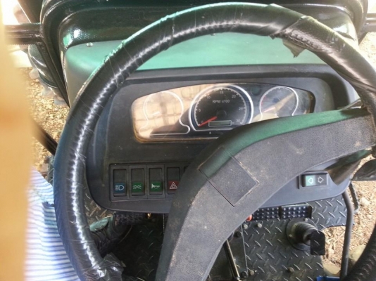 ขายรถไถCHAMP สภาพสวยใช้งาน80ชม. เที่ยบเท่ากับของใหม่ อุปกรณ์ดันหน้า กับโรตารี่ สภาพพร้อมใช้งาน สนใจโทร 090-8588220คุณนะ ID:narong498 หรือ www.truck.in.th/498 หรือfb:ณรงค์ ซื้อขายรถมือสอง(เว็บไซต์ส่วนตัว)