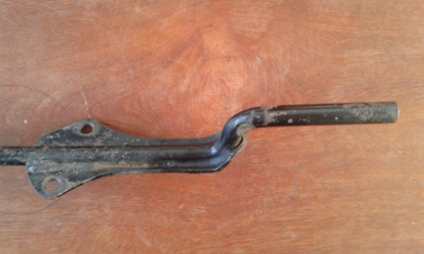 ขายเหล็กพักเท้าหน้า C92,C95