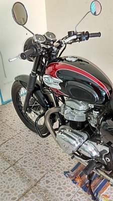 ขาย kawasaki w650 y2001 สวยๆ