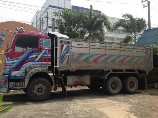 ขาย 10 ล้อดั๊มพ์ 2 เพลา  ISUZU FXZ 360 แรงม้า ปี 2013