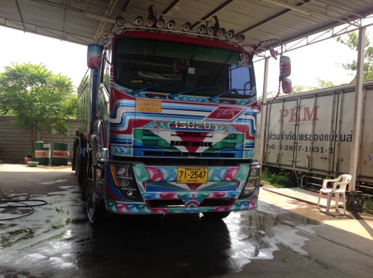 ขาย 10 ล้อดั๊มพ์ 2 เพลา  ISUZU FXZ 360 แรงม้า ปี 2013