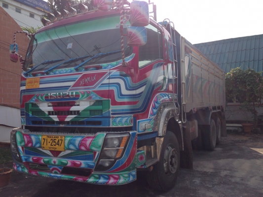 ขาย 10 ล้อดั๊มพ์ 2 เพลา  ISUZU FXZ 360 แรงม้า ปี 2013