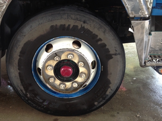 ขาย 10 ล้อดั๊มพ์ 2 เพลา  ISUZU FXZ 360 แรงม้า ปี 2013