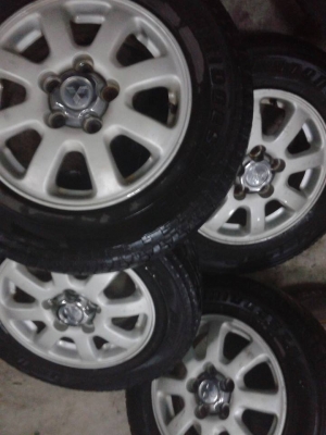 ขายล้อแม๊กซ์ติดยาง ขอบ 15 / 5 /114.3