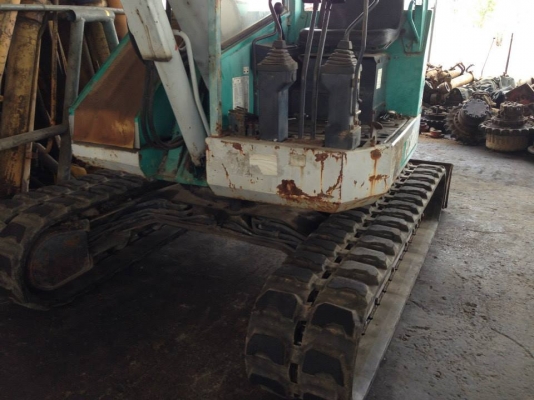 PC50UU-1 แทรคยาง