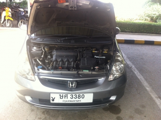 2004 HONDA, JAZZ 1.5 S โฉม JAZZ แรก สีบรอนซ์เงิน เกียร์ออโต้