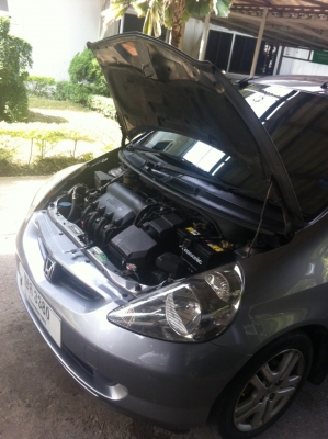 2004 HONDA, JAZZ 1.5 S โฉม JAZZ แรก สีบรอนซ์เงิน เกียร์ออโต้