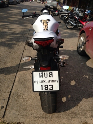 ธารนนทบุรี//ขาย kawasaki er-6n ปี2011 สภาพนางฟ้า รถวิ่งมา 14,xxx กิโลไมค์แท้ เครื่องสมบูรณ์ ระบบไฟสมบูรณ์ทุกจุด ราคา 199,000 บาท ทะเบียนแท้