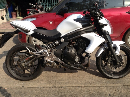 ธารนนทบุรี//ขาย kawasaki er-6n ปี2011 สภาพนางฟ้า รถวิ่งมา 14,xxx กิโลไมค์แท้ เครื่องสมบูรณ์ ระบบไฟสมบูรณ์ทุกจุด ราคา 199,000 บาท ทะเบียนแท้