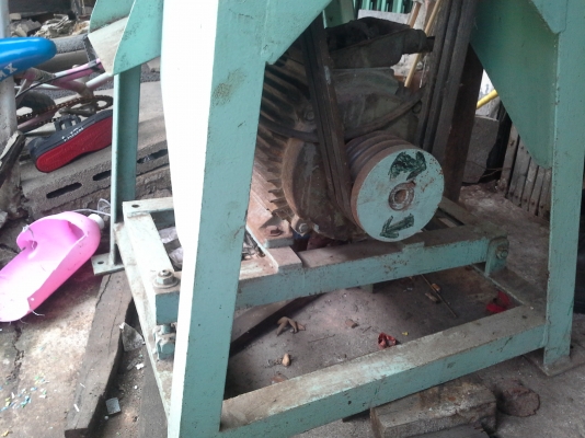 เครื่องบดพลาสติก ขนาด 10 แรงม้า ใช้ไฟ 380V. พร้อมใข้งาน เครื่องบดพลาสติก ขนาด 10 แรงม้า ใช้ไฟ 380V. พร้อมใข้งาน