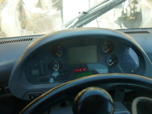 รถตักล้อยาง Komatsu  WA380-5 รถเก่านอก นำเข้าจากญีปุ่่น พร้อมใช้งาน