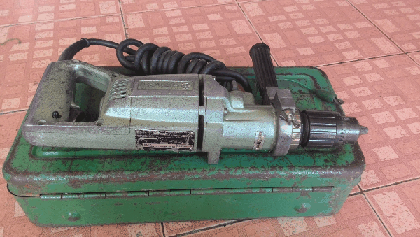 ขายสว่านเจาะกระแทก HITACHI V-14 380W. 14mm. Made in japan.