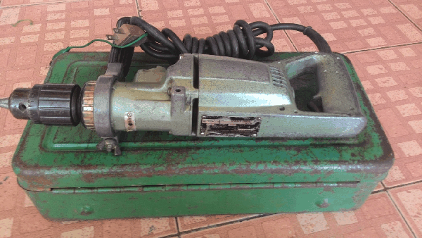 ขายสว่านเจาะกระแทก HITACHI V-14 380W. 14mm. Made in japan.