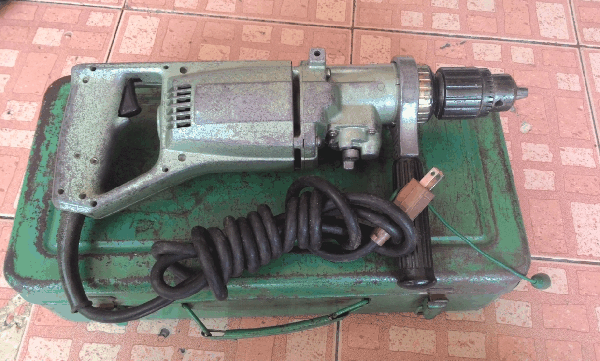 ขายสว่านเจาะกระแทก HITACHI V-14 380W. 14mm. Made in japan.